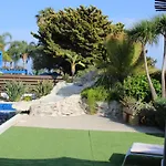 Immaculate 3-bed House In *