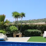 度假居 Immaculate 3-bed House In