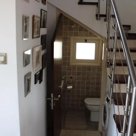 Nyaraló Immaculate 3-bed House In Pendákomo